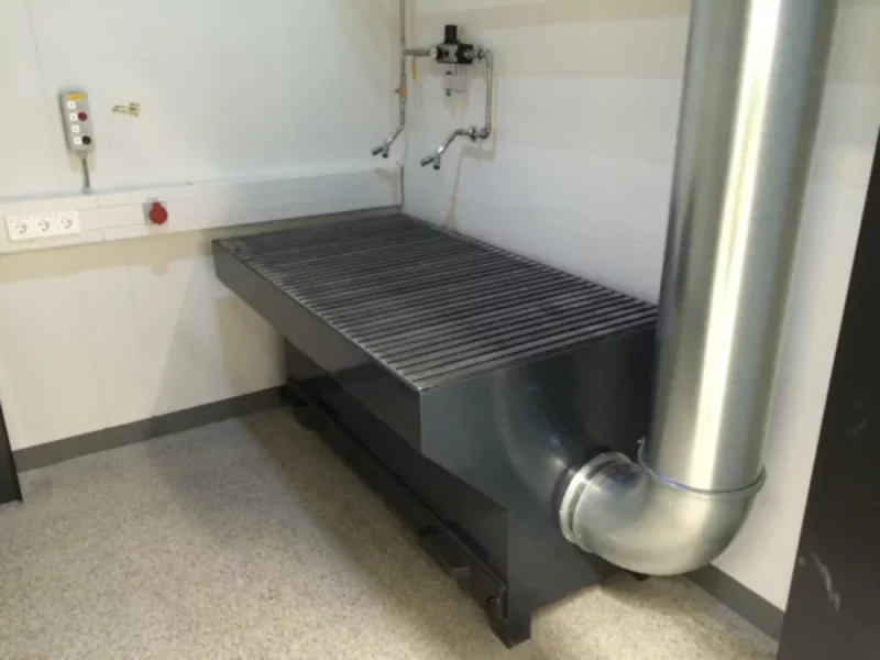 Bancos y mesas aspirantes