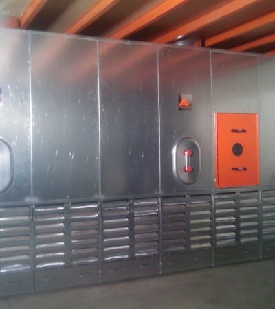 Equipo de aspiración en industria aeronáutica